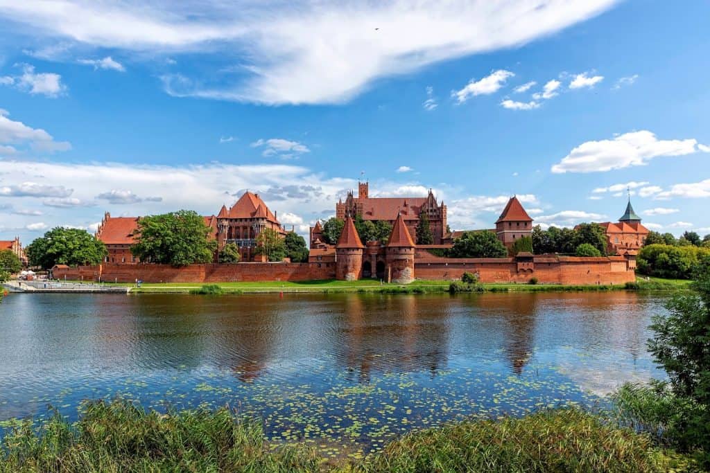 Hrad Malbork, největší křižácký hrad v Evropě